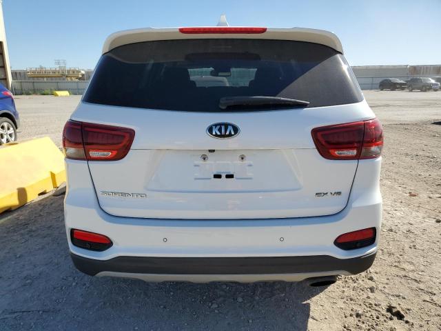 Фото 6 - KIA SORENTO