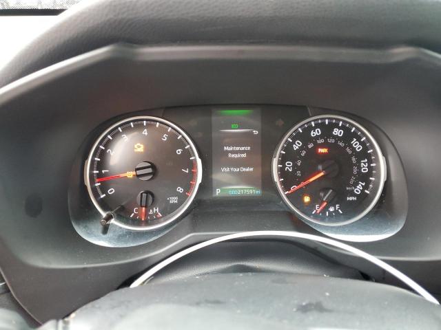 Фото 9 - TOYOTA RAV4