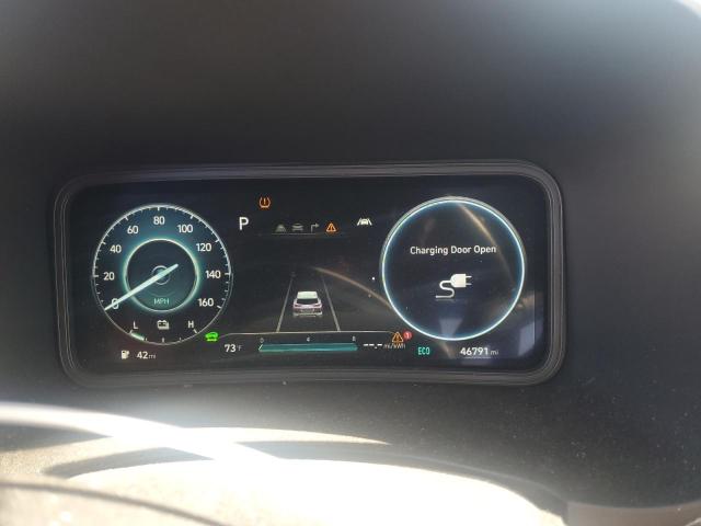 Фото 9 - HYUNDAI KONA