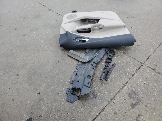 Фото 12 - FORD ESCAPE