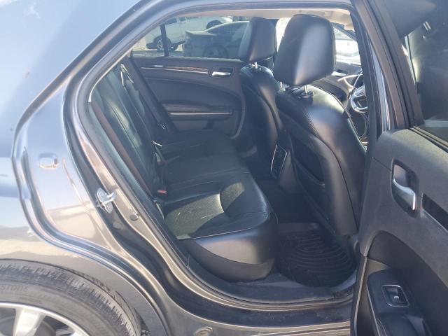 Фото 10 - CHRYSLER 300