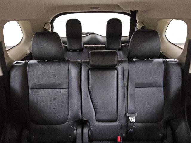 Фото 10 - MITSUBISHI OUTLANDER