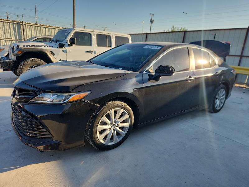 Фото 1 - TOYOTA CAMRY