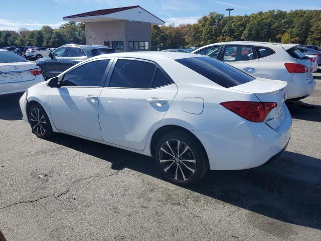 Фото 2 - TOYOTA COROLLA