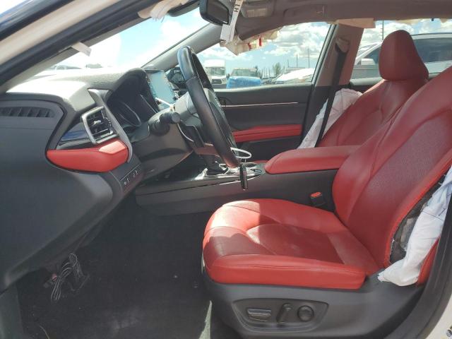 Фото 7 - TOYOTA CAMRY