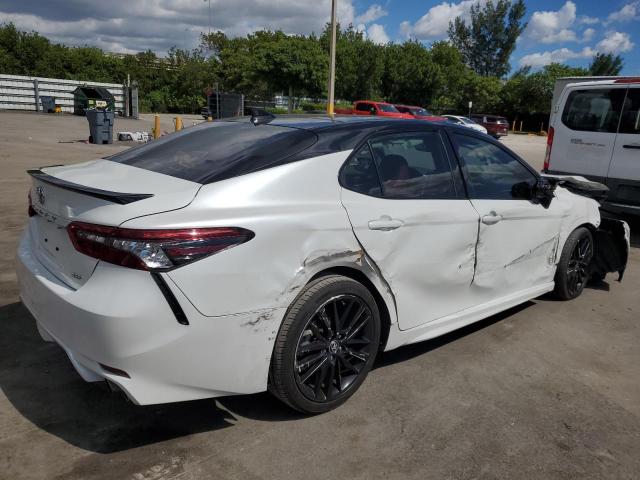 Фото 3 - TOYOTA CAMRY