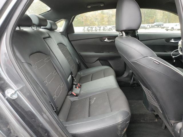 Фото 10 - KIA FORTE