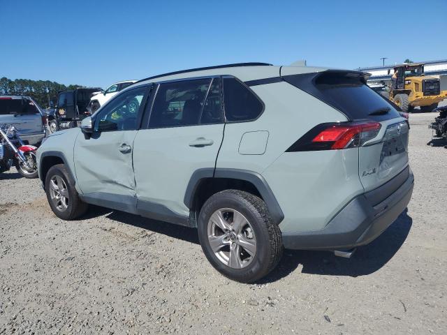 Фото 2 - TOYOTA RAV4