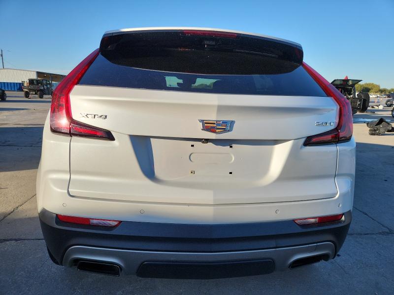 Фото 6 - CADILLAC XT4