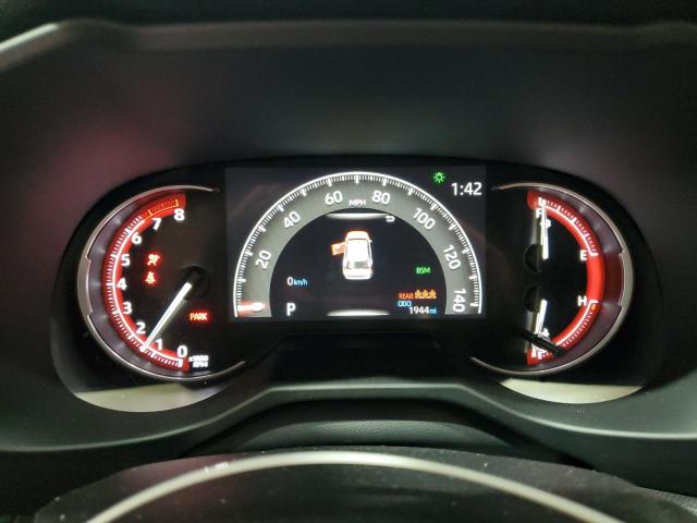 Фото 9 - TOYOTA RAV4