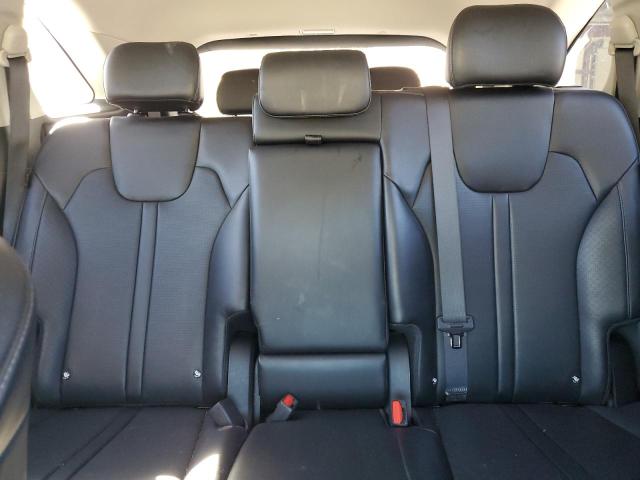 Фото 10 - KIA SORENTO