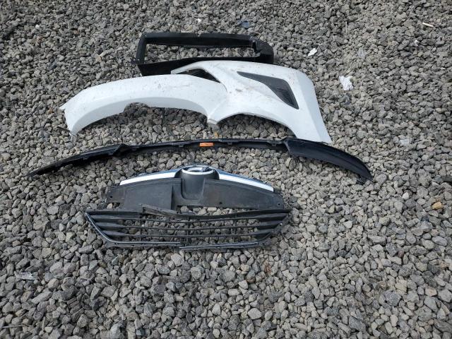 Фото 12 - HYUNDAI ELANTRA