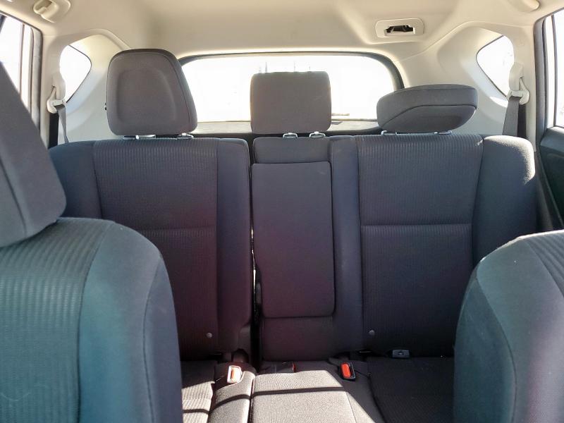 Фото 10 - TOYOTA RAV4