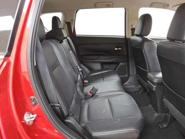 Фото 11 - MITSUBISHI OUTLANDER