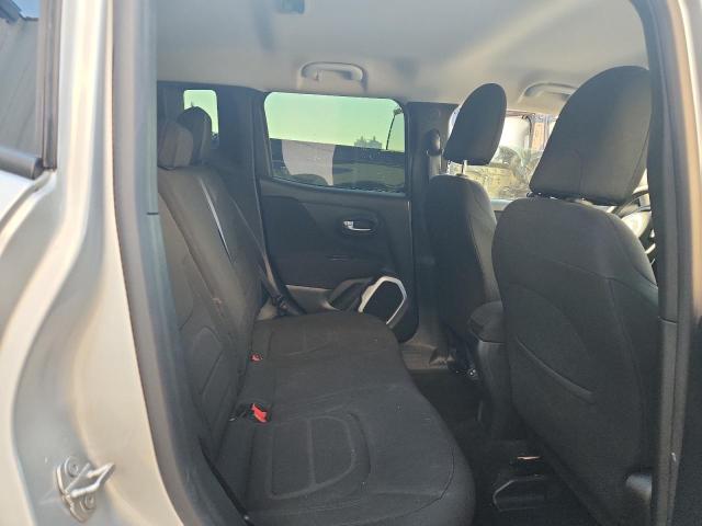 Фото 10 - JEEP RENEGADE