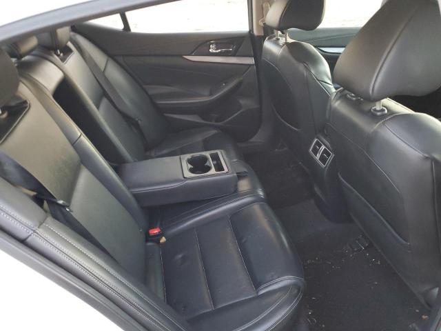 Фото 10 - NISSAN MAXIMA