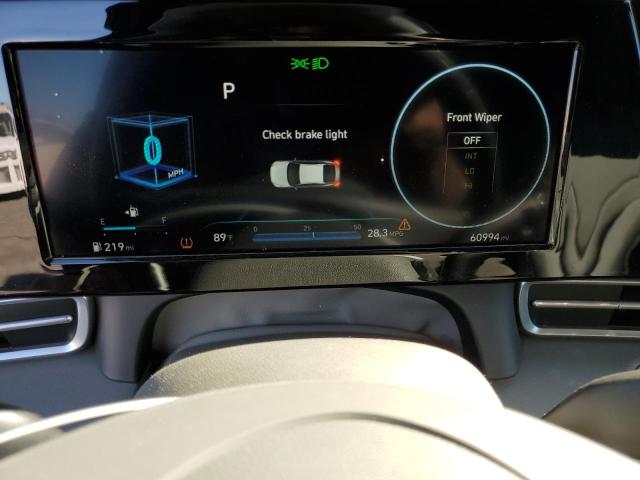 Фото 9 - HYUNDAI ELANTRA