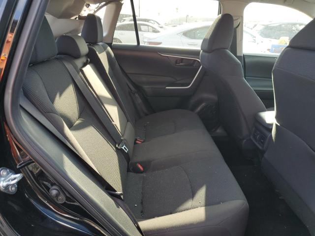 Фото 11 - TOYOTA RAV4