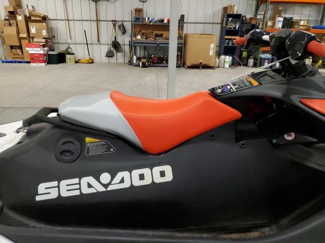 SEA-DOO 2SEADOO+TL 2024