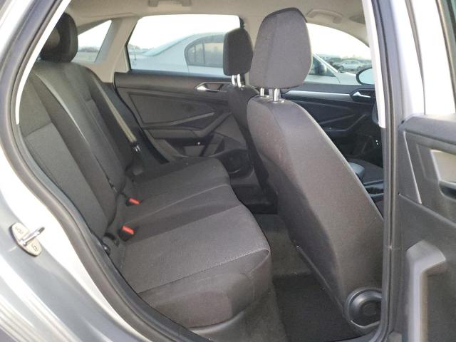 Фото 10 - VOLKSWAGEN JETTA