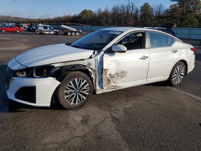 Фото 1 - NISSAN ALTIMA