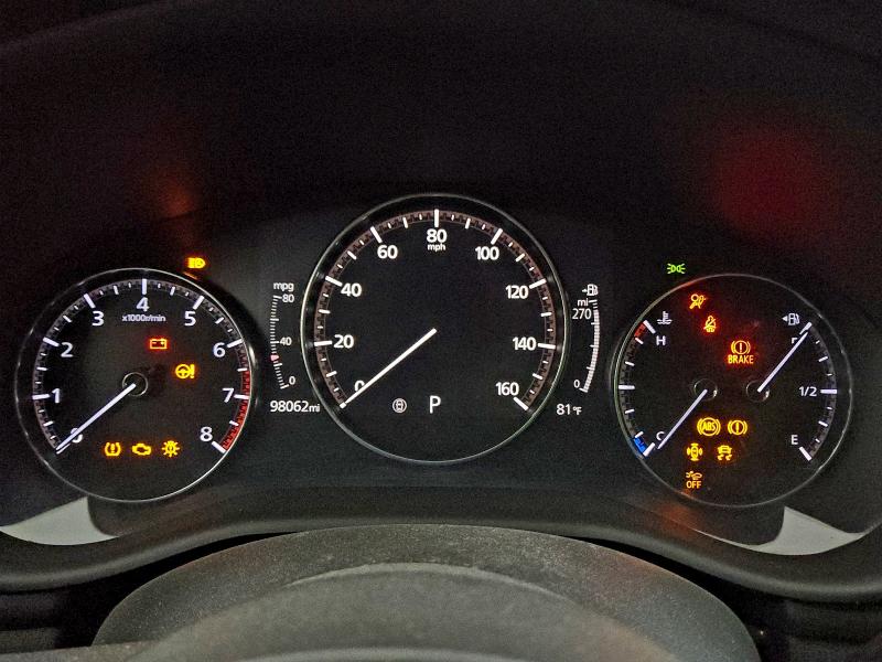 Фото 9 - MAZDA 3