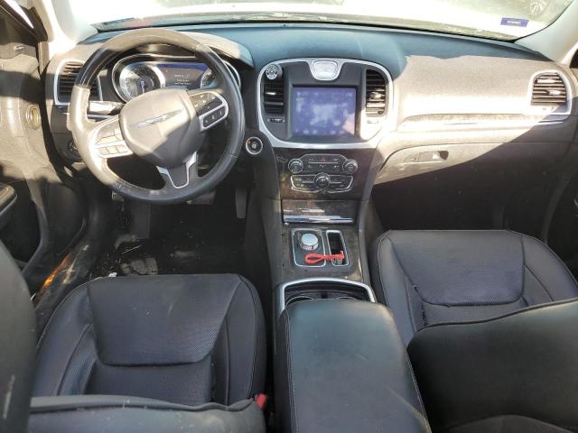 Фото 8 - CHRYSLER 300