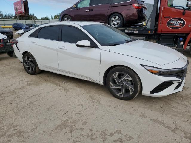 Фото 4 - HYUNDAI ELANTRA