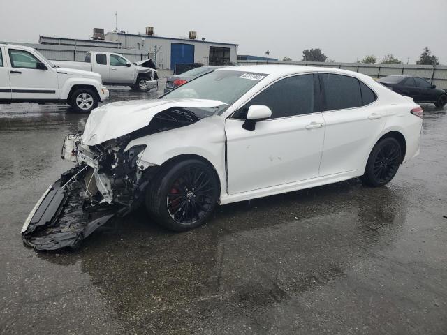 Фото 1 - TOYOTA CAMRY