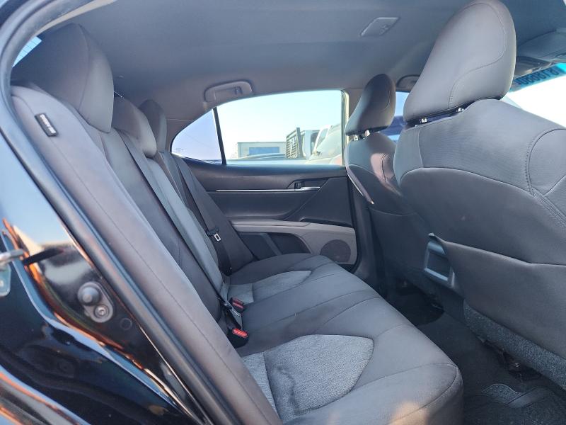 Фото 10 - TOYOTA CAMRY