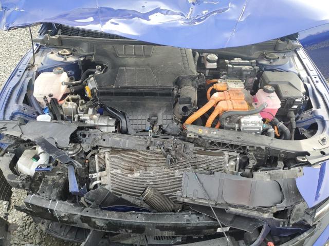 Фото 11 - HYUNDAI ELANTRA