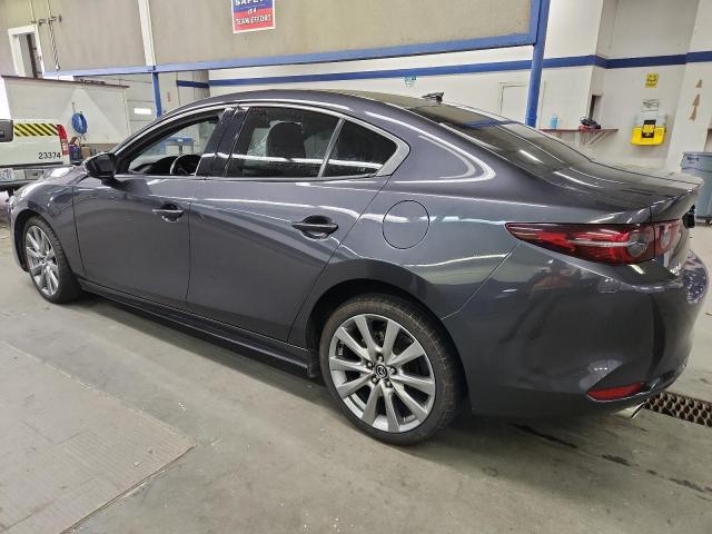 Фото 2 - MAZDA 3