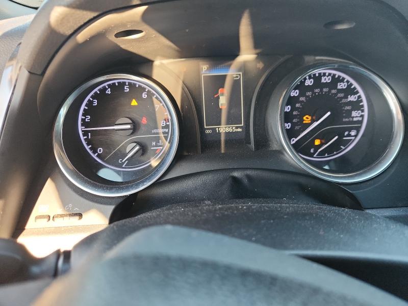 Фото 9 - TOYOTA CAMRY