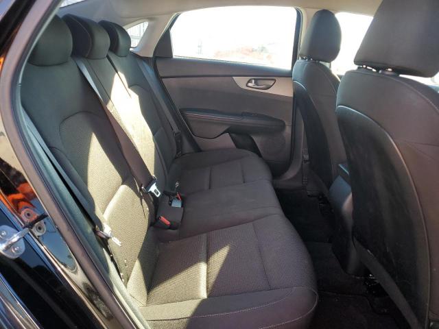 Фото 10 - KIA FORTE