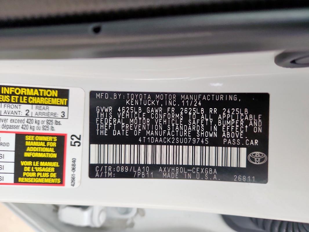 Фото 13 - TOYOTA CAMRY