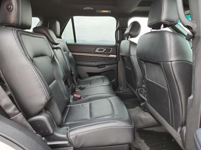 Фото 11 - FORD EXPLORER