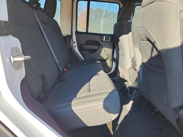 Фото 11 - JEEP WRANGLER