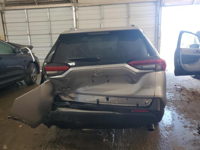 Фото 6 - TOYOTA RAV4