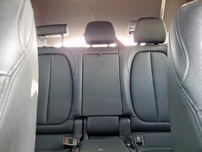 Фото 10 - BMW X2