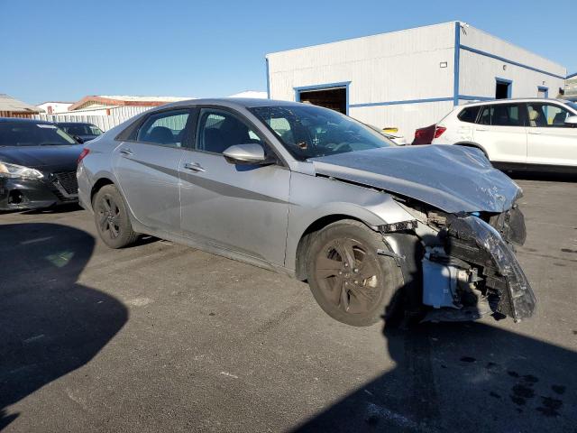 Фото 4 - HYUNDAI ELANTRA