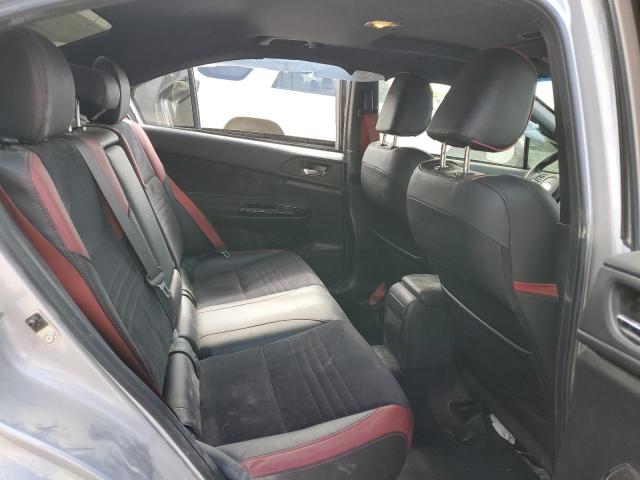 Фото 10 - SUBARU WRX