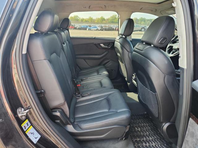 Фото 11 - AUDI Q7