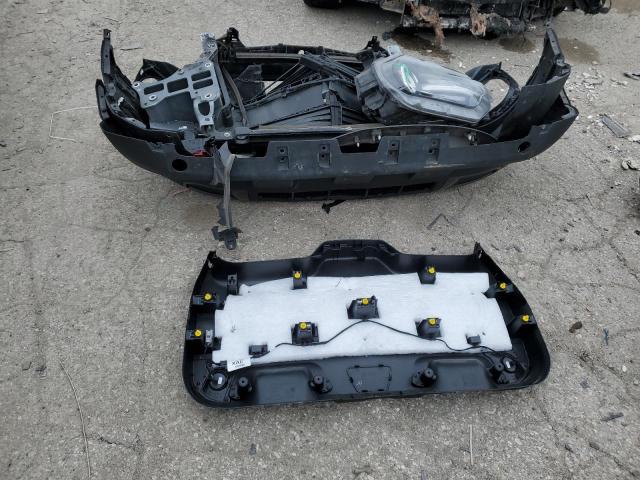 Фото 13 - FORD BRONCO