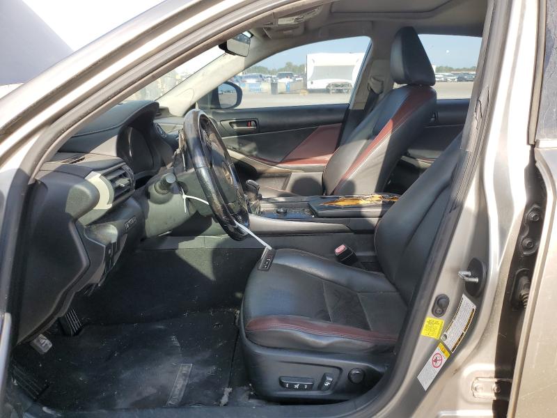 Фото 7 - LEXUS IS