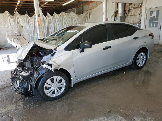 Фото 1 - NISSAN VERSA