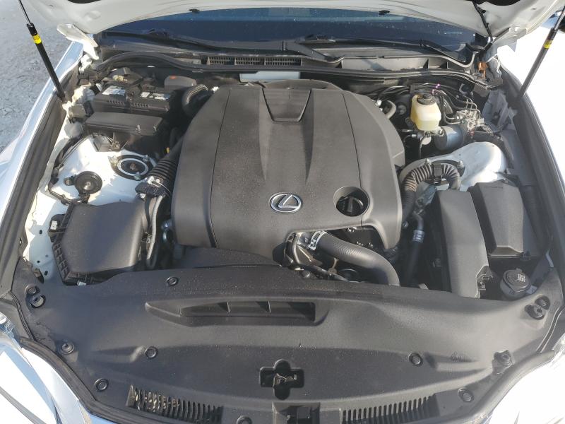 Фото 11 - LEXUS IS