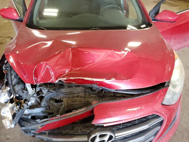 Фото 11 - HYUNDAI ELANTRA