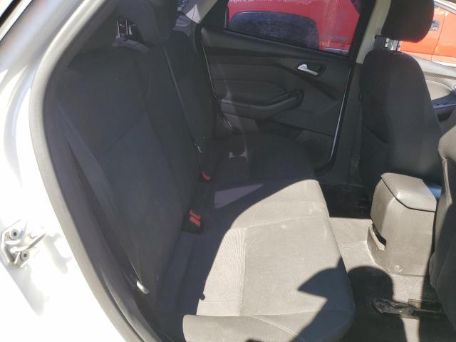 Фото 10 - FORD FOCUS