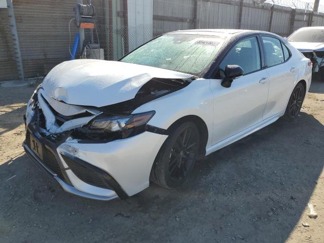 Фото 1 - TOYOTA CAMRY