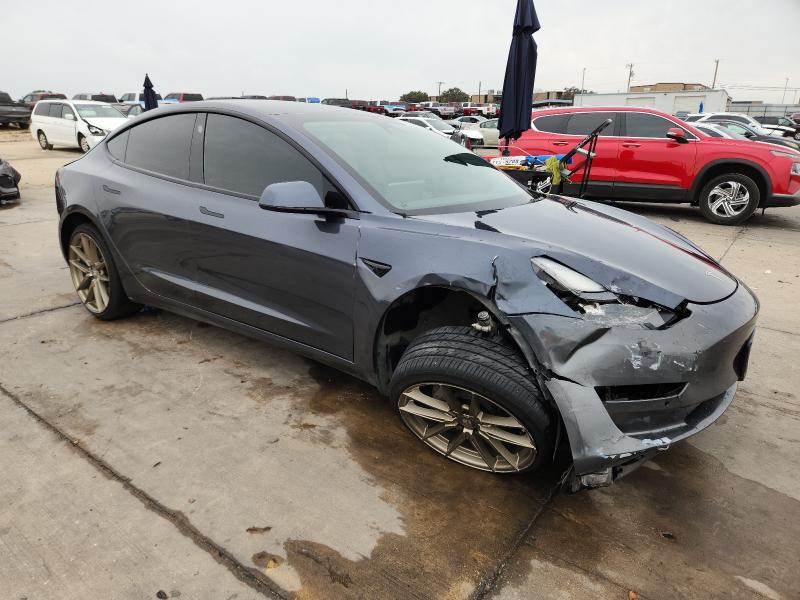 Фото 4 - TESLA MODEL 3